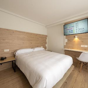 Habitación Estándar con 2 Camas Individuales